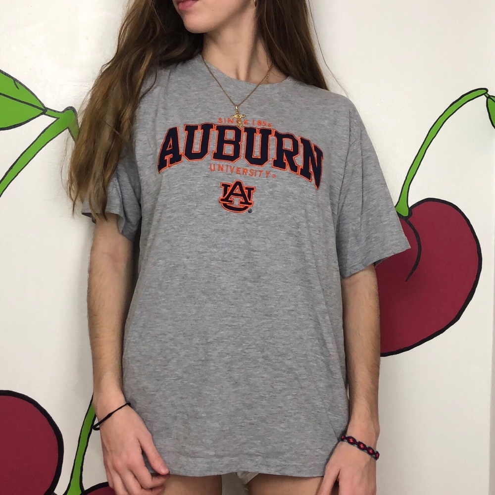 SOLD🛒 HEATHER GRAY AUBURN UNIVERSITY TEE